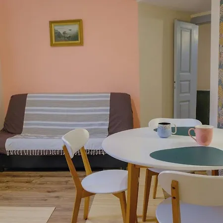 Dream Hill Nest-boho Vintage Hideaway Apartman